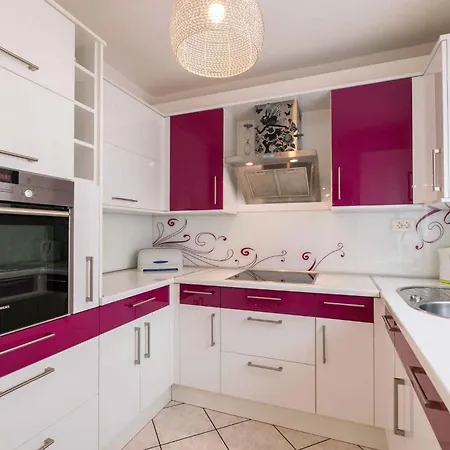 Apartment In 39210 Crikvenica